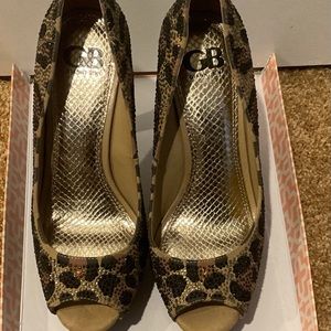 Giani Binni Platform Peep Toe